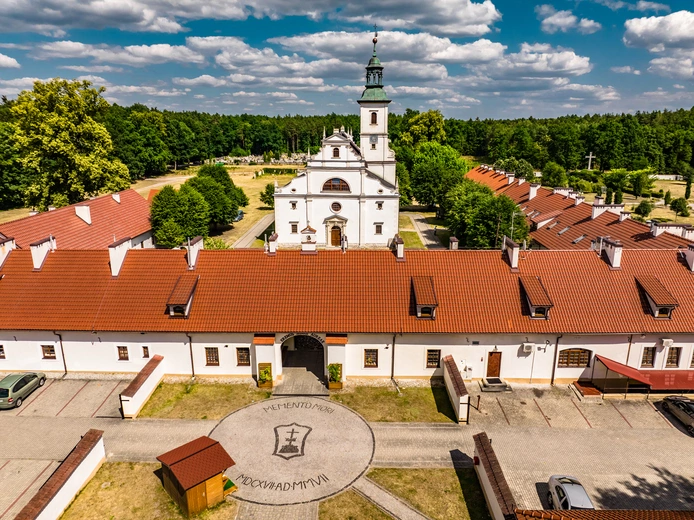 O kamedułach w Rytwianach