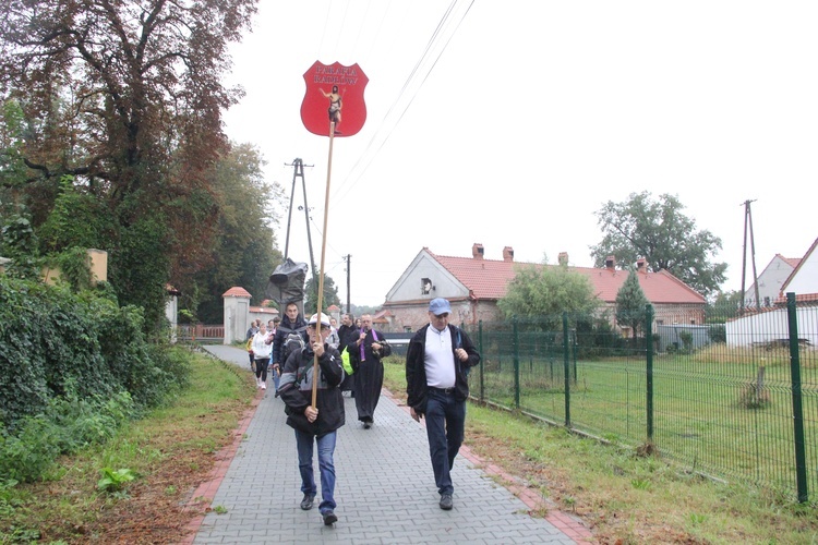 Piesza pielgrzymka z Radłowa do Odporyszowa