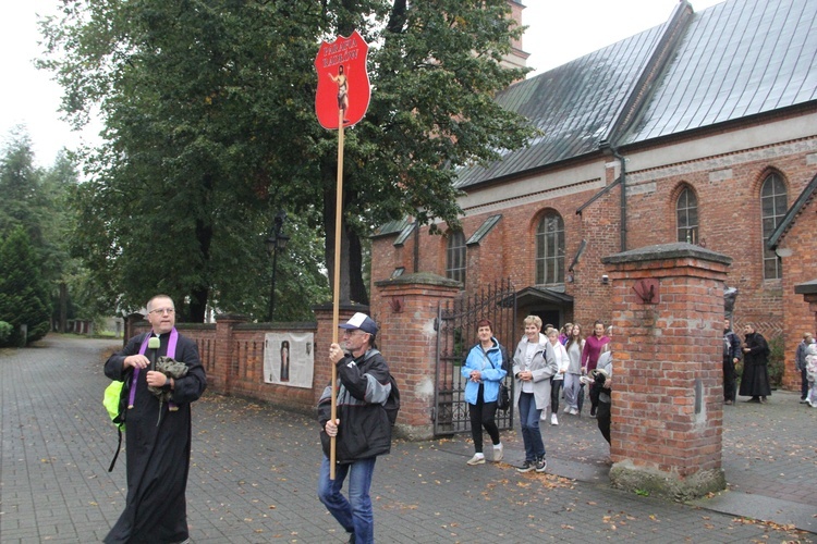 Piesza pielgrzymka z Radłowa do Odporyszowa