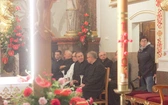 Nabożeństwo ze świecami na Górze Świętej Anny