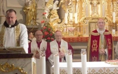Nabożeństwo ze świecami na Górze Świętej Anny