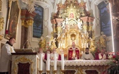 Nabożeństwo ze świecami na Górze Świętej Anny