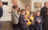Nabożeństwo ze świecami na Górze Świętej Anny