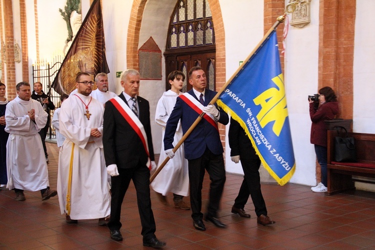 Msza św. z relikwiami św. Doroty i św. Stanisława w intencji powodzian