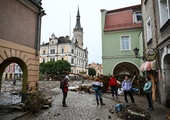 Po przejściu fali powodziowej w Lądku Zdroju