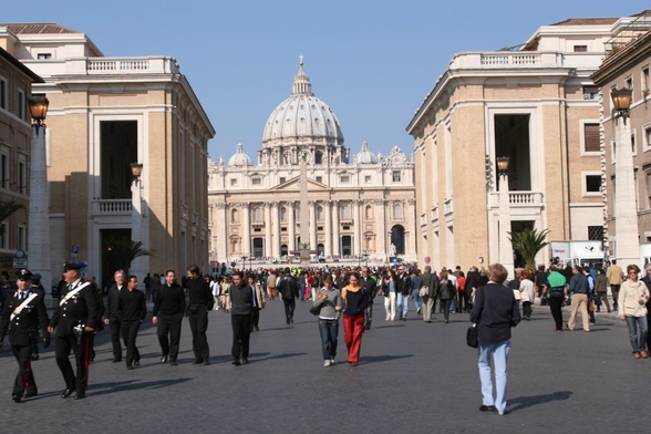 Abp Górzyński, bp Oder i bp Grzybowski – delegatami Konferencji Episkopatu Polski na październikowe zgromadzenie Synodu w Rzymie