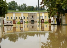 Uciekała przed wojną, znalazła schronienie w Nysie. Teraz musi opuścić zalane miasto