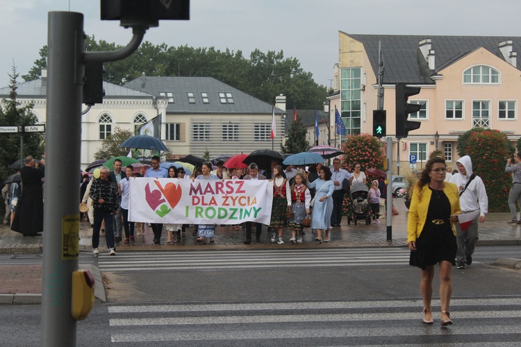 Ciechanów. Marsz dla Życia i Rodziny