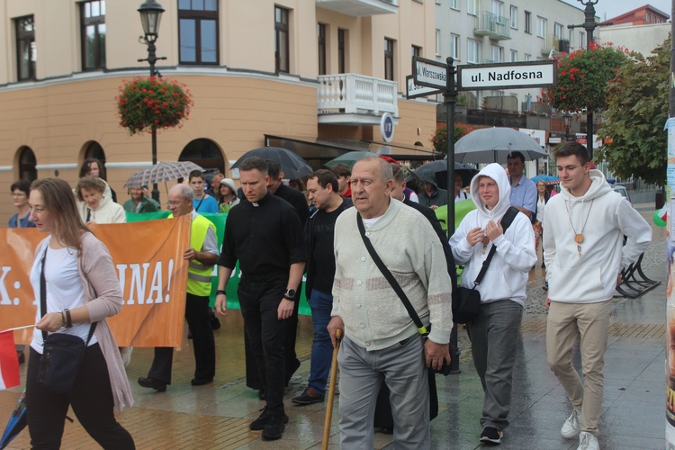 Ciechanów. Marsz dla Życia i Rodziny