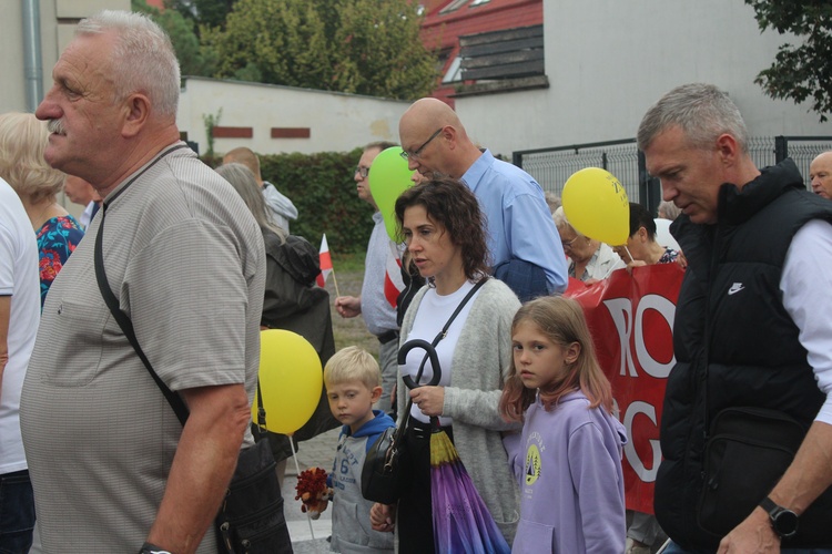 Ciechanów. Marsz dla Życia i Rodziny