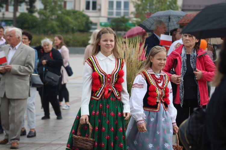 Ciechanów. Marsz dla Życia i Rodziny