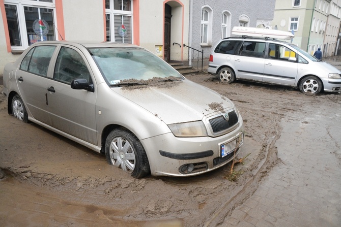 Głuchołazy po opadnięciu wody