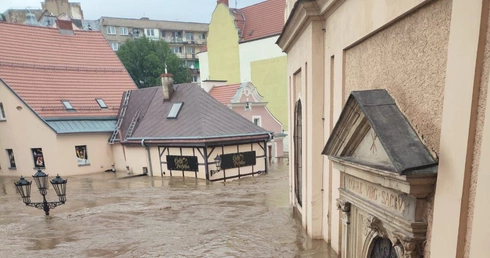 Caritas Archidiecezji Wrocławskiej uruchamia zbiórkę finansową dla powodzian