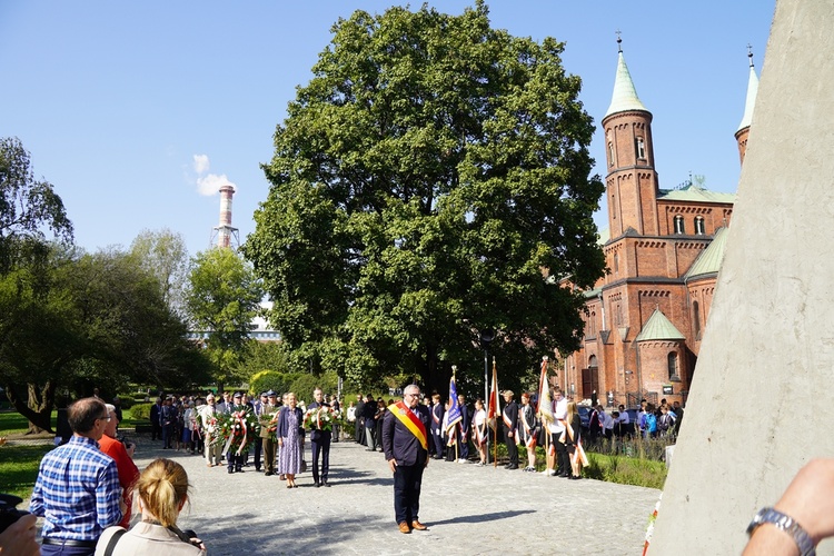 Wrocław. U św. Bonifacego i pod pomnikiem Zesłańcom Sybiru