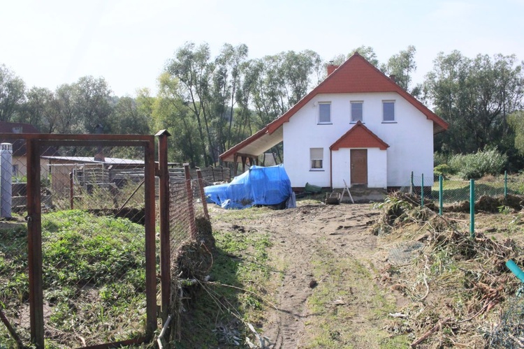 Zniszczenia po powodzi. Opawica, Lenarcice, Krasne Pole, Chomiąża