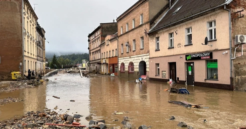 Dramat na południu: Najgorszy jest huk wody