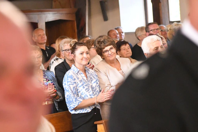 Dziękowali za 50 lat parafii w Różankach