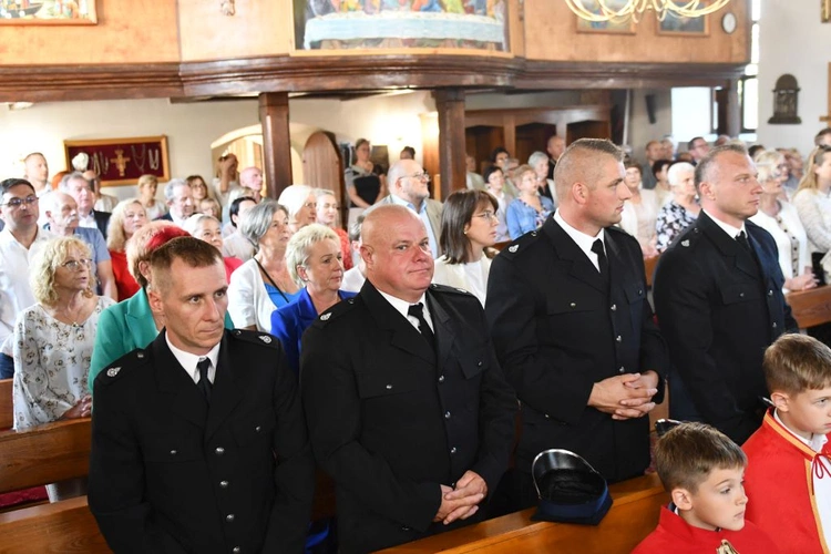 Dziękowali za 50 lat parafii w Różankach