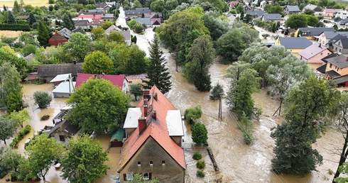 Zalane tereny w Chomiąży na Opolszczyźnie.