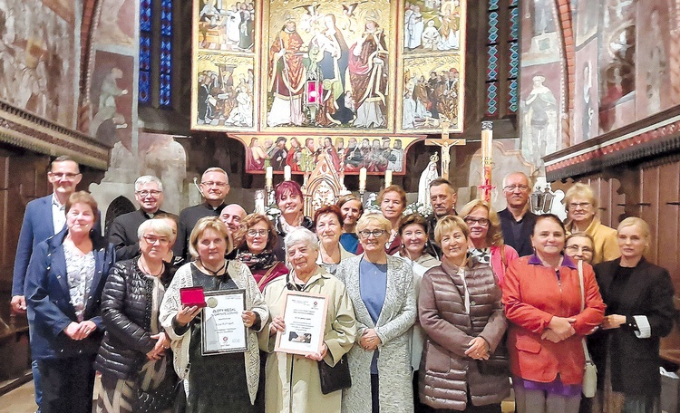 Starobielski zespół w dniu świętowania jubileuszu.