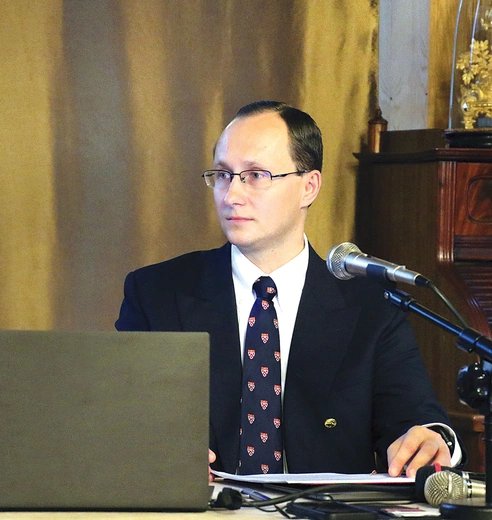 	Dr Paweł Figurski przebadał pergaminowe karty, odnalezione w Berlinie. Rezultatami badań podzielił się w czasie spotkania Sekcji Dialogu Towarzystwa Naukowego Płockiego.