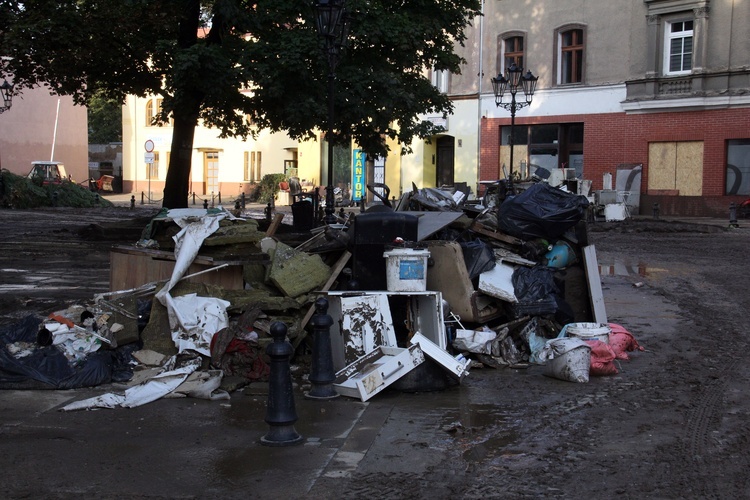 Stronie Śląskie, Lądek-Zdrój i Kłodzko po niszczącej fali powodziowej