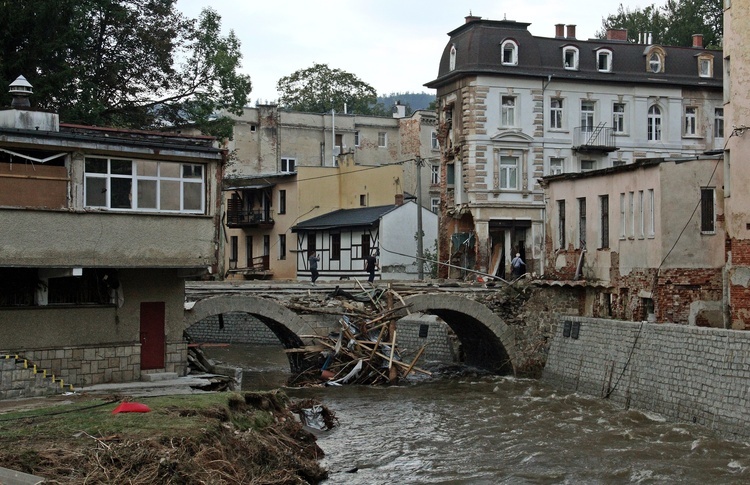 Stronie Śląskie, Lądek-Zdrój i Kłodzko po niszczącej fali powodziowej