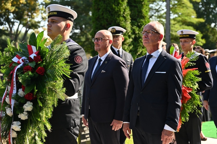 Uroczystości pogrzebowe nieznanego żołnierza