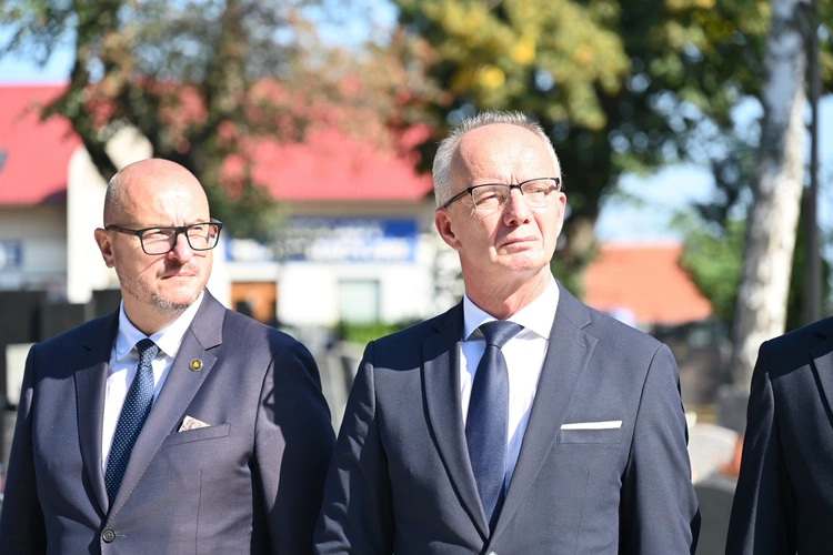 Uroczystości pogrzebowe nieznanego żołnierza