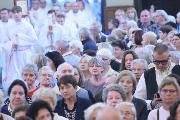 Pielgrzymka straży honorowej NSPJ