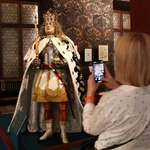 Wystawa o koronacjach królów Sasów na Wawelu