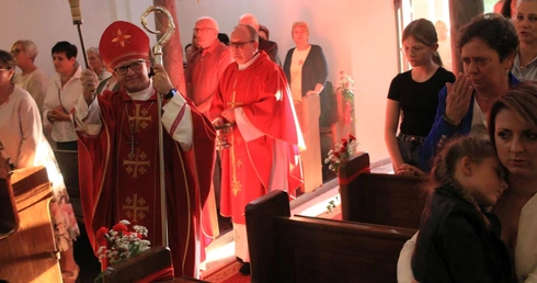Poświęcenie kościoła św. Tekli w Wódce po remoncie