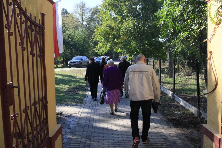 Pierwsza niedziela po powodzi w Chomiąży