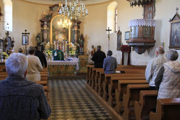 Pierwsza niedziela po powodzi w Chomiąży