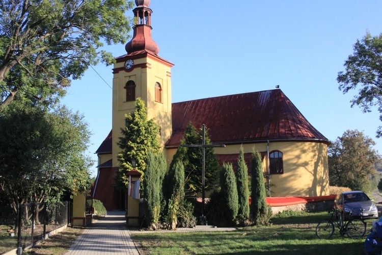 Pierwsza niedziela po powodzi w Chomiąży