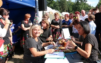 Tłumy w radomskim skansenie na Festiwalu Ziemniaka