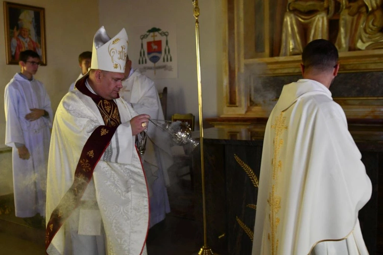 Konsekracja kościoła w Tucznie