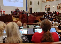 Katowice. Sejmik przegłosował dodatkowe środki na pomoc powodzianom