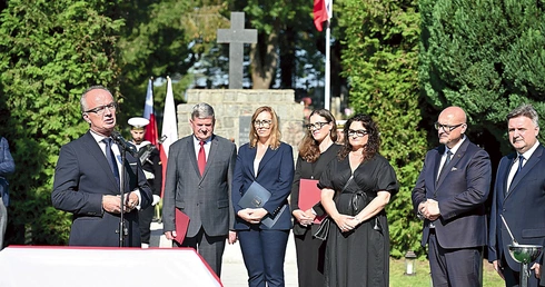 	Do uczestników przemawiał prof. Krzysztof Szwagrzyk z IPN.