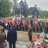 Wśród zaproszonych gości był m.in. biskup łowicki Wojciech Osial, który uczestniczył w obchodach w Kocierzewie Południowym, Walewicach i Kozłowie Szlacheckim.