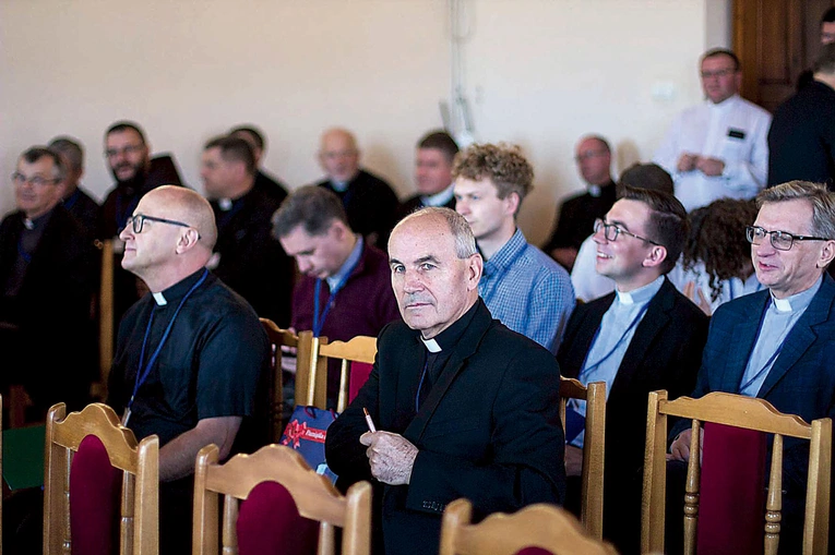 W spotkaniu uczestniczył m.in. bp Henryk Ciereszko, biskup pomocniczy archidiecezji białostockiej.