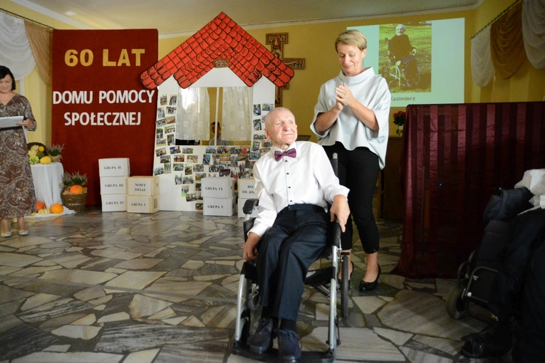 60-lecie Domu Pomocy Społecznej w Kadłubie i posługi sióstr franciszkanek misjonarek Maryi