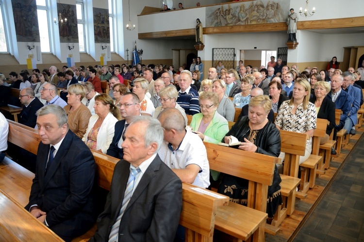 60-lecie Domu Pomocy Społecznej w Kadłubie i posługi sióstr franciszkanek misjonarek Maryi