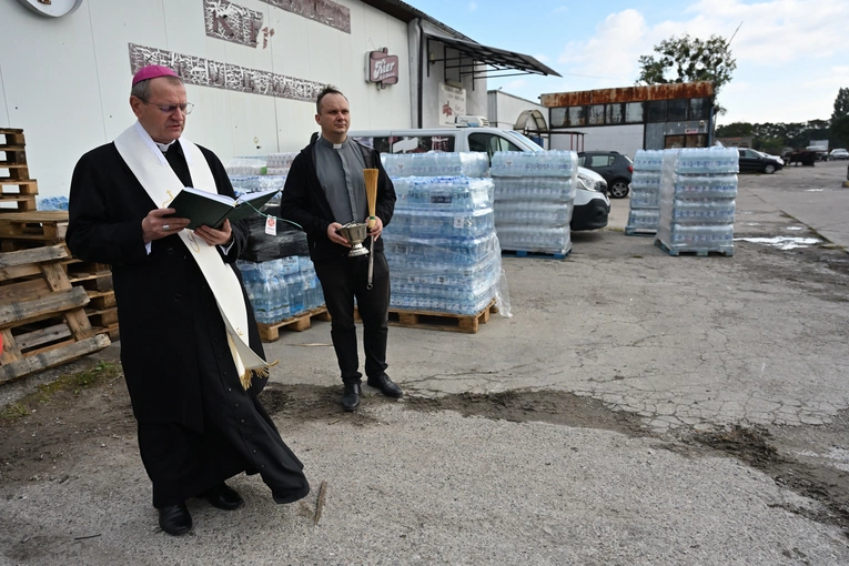 Z Gdańska wyruszył tir z pomocą dla powodzian