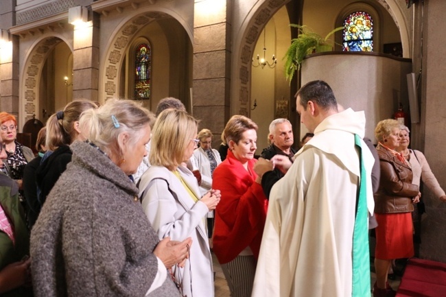 Niedziela szkaplerzna w parafii św. Teresy od Dzieciątka Jezus