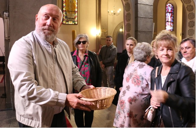 Niedziela szkaplerzna w parafii św. Teresy od Dzieciątka Jezus