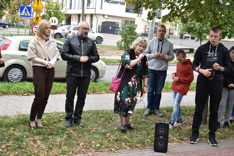 Przasnysz. Koronka na ulicach miast