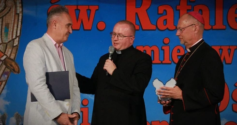 Skrzydła św. Rafała Archanioła 2024