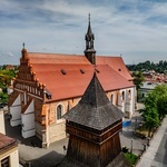 Matka Boża Bocheńska i bazylika na zdjęciach