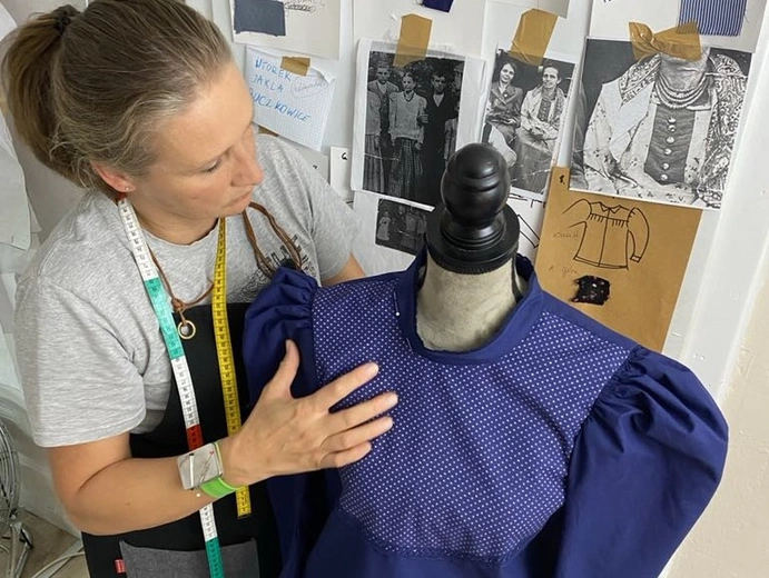 Zespół Magurzanie z Łodygowic odtwarza dawne stroje